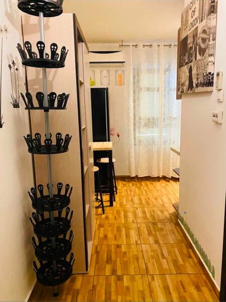 Crangasi garsoniera decomanda dubla suprafata 38 mp.